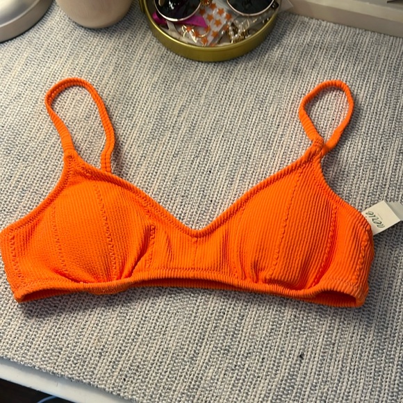 Brand New Scoop Bikini Top Aerie - Picture 1 of 4